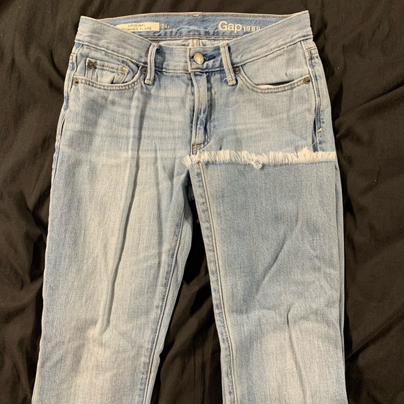 Gap Light Indigo 1969 Summer Flare Jeans - Picture 2 of 5